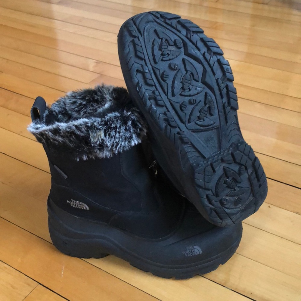 THE NORTH FACE Winter boots size 6